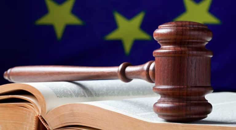 Konsumenci i niedozwolone postanowienia umowne – kiedy według TSUE rozpoczyna się bieg terminu przedawnienia?
